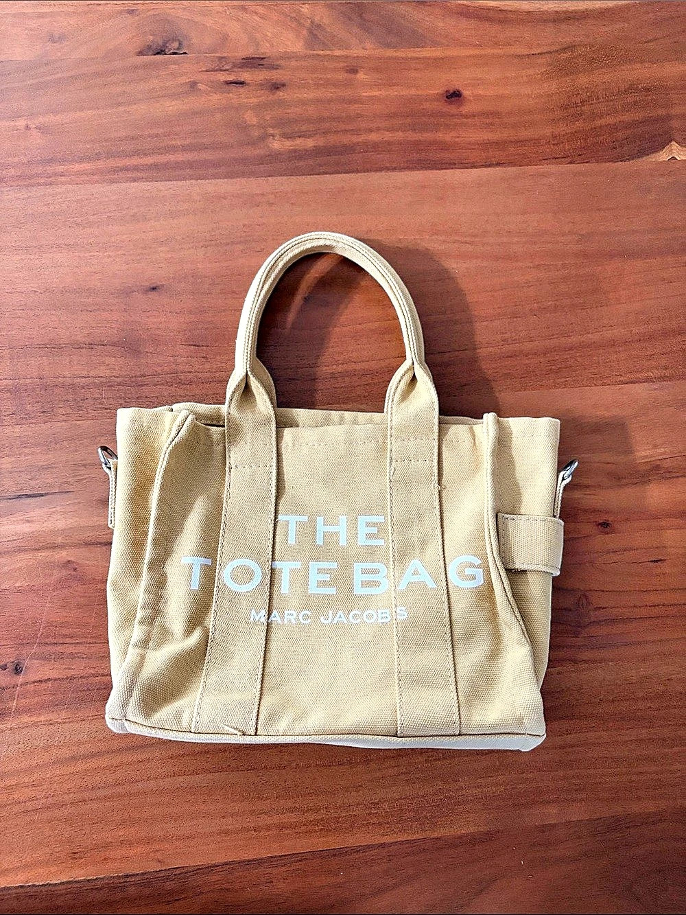 Marc Jacobs The Tote Bag Beige Tote Bag